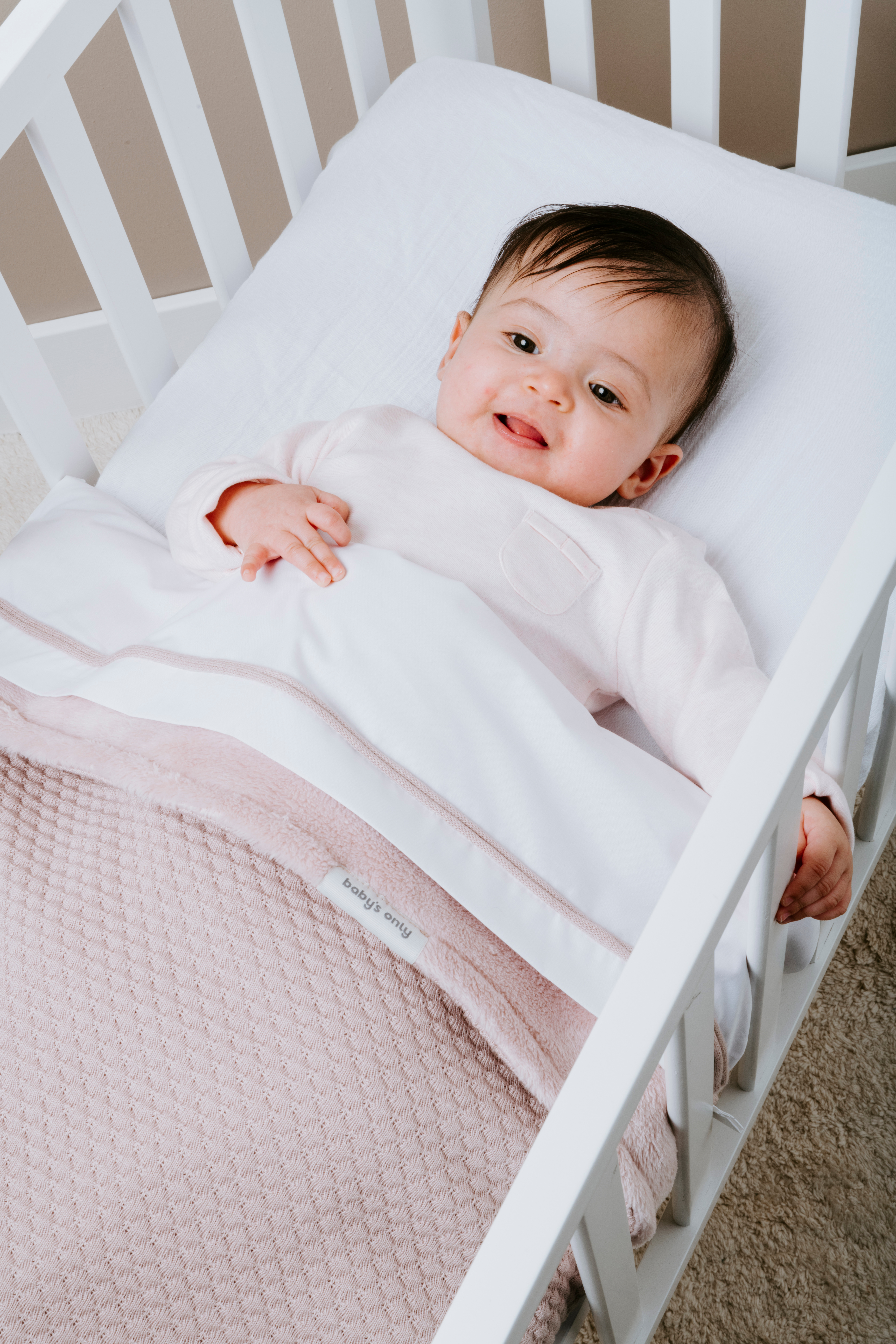 Baby crib sheet knitted ribbon tuscany/white
