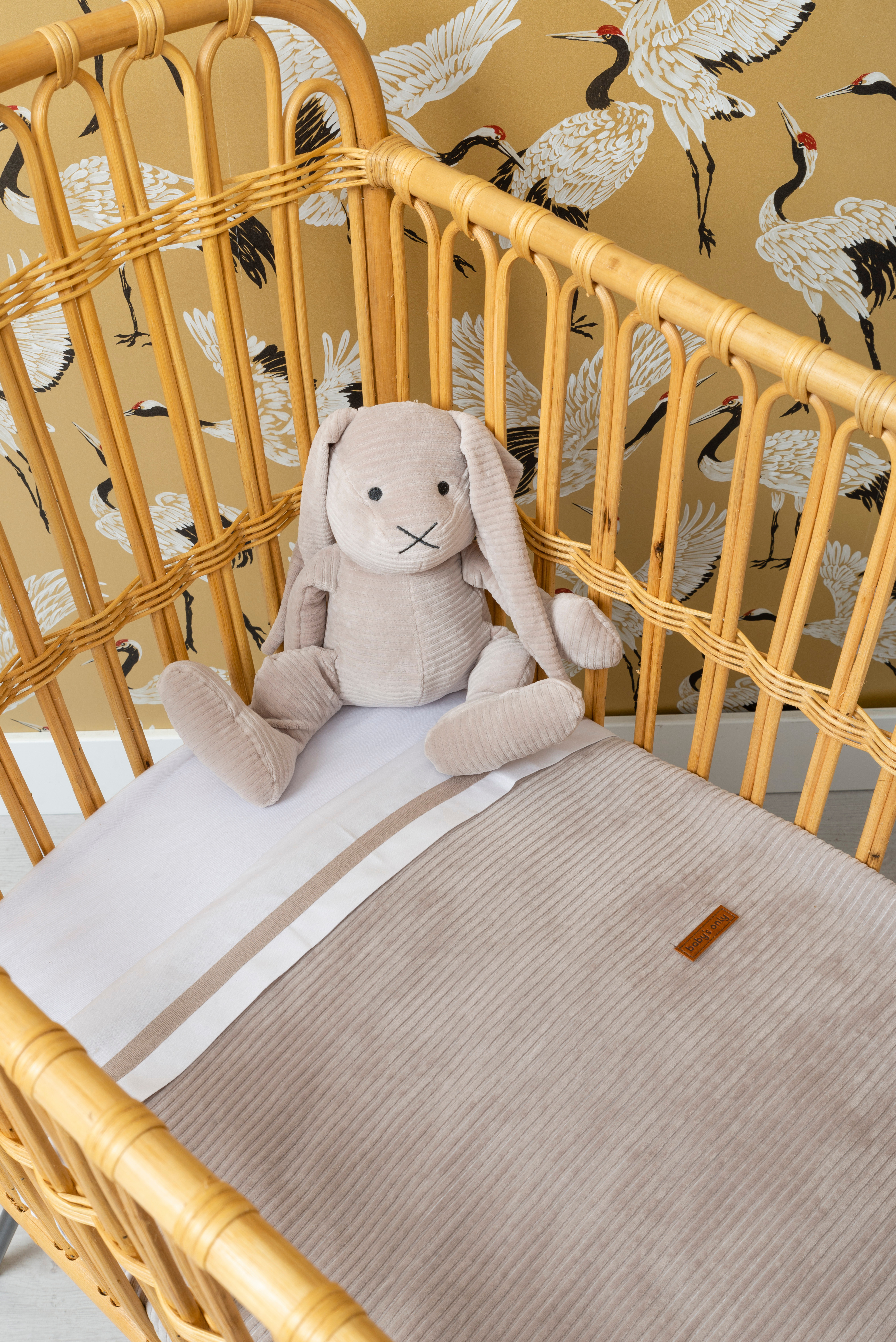 Baby crib sheet woven ribbon pebble grey/white